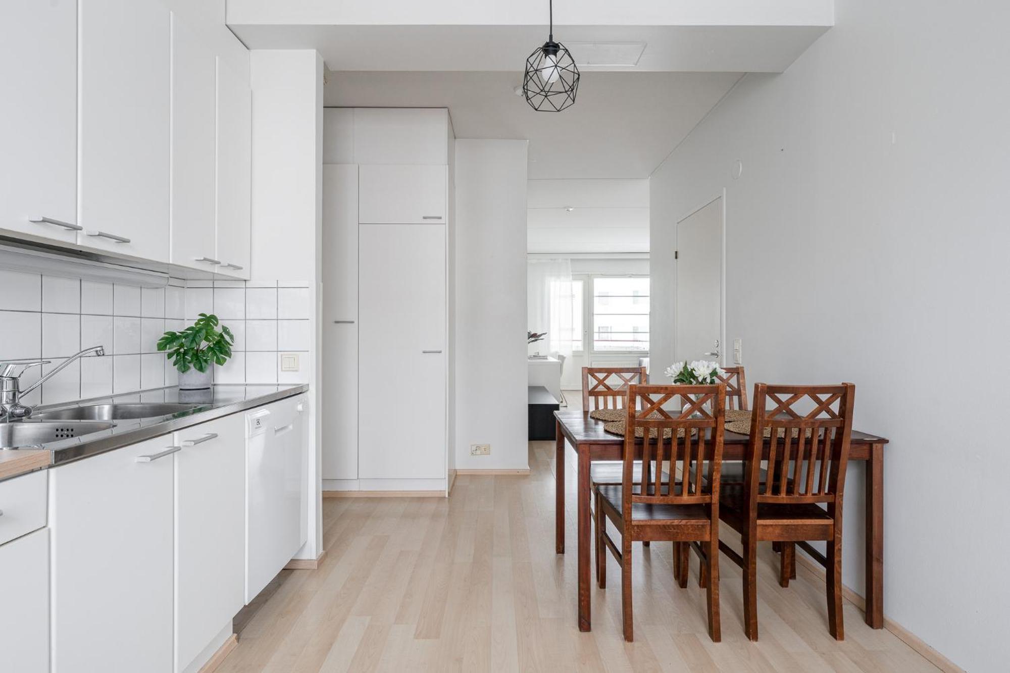 Lakefront 2br With Sauna Near Railway Station & Downtown * Jyvaskyla